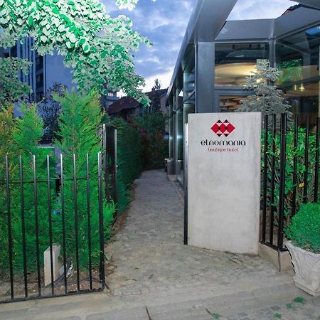 Etnomania Boutique Hotel Pristina Exterior foto