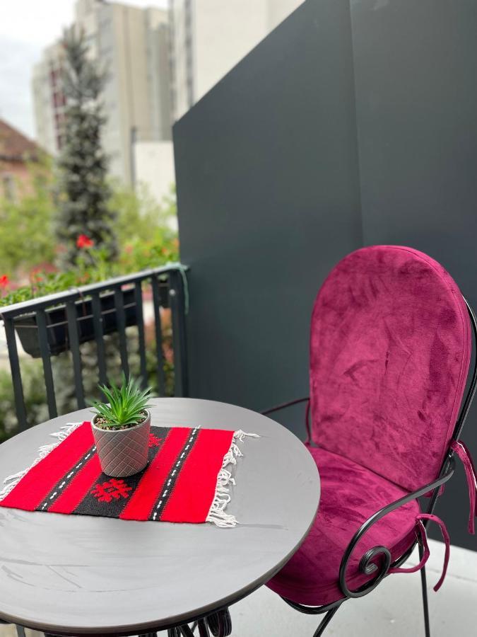 Etnomania Boutique Hotel Pristina Exterior foto